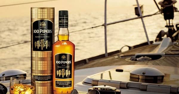 100 Pipers Whisky