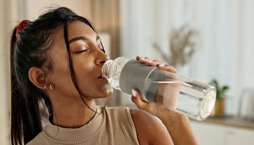 Hydrated Properly Throughout the Day