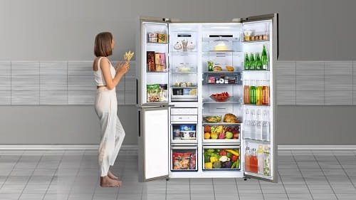 Refrigerator 